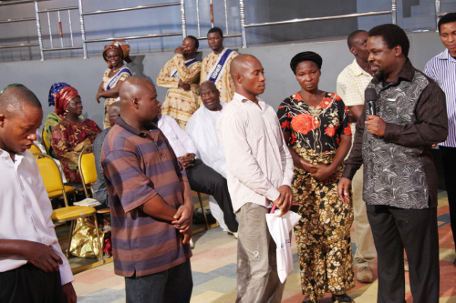 tb-joshua-with-some-members