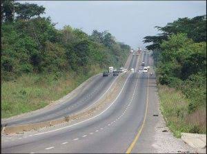 Corrupt Police officers rob motorists at Benin Bypass