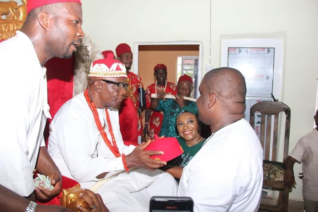 APGA National Chairman, Barr. Ezeokenwa Honoured By Umuomaku ...